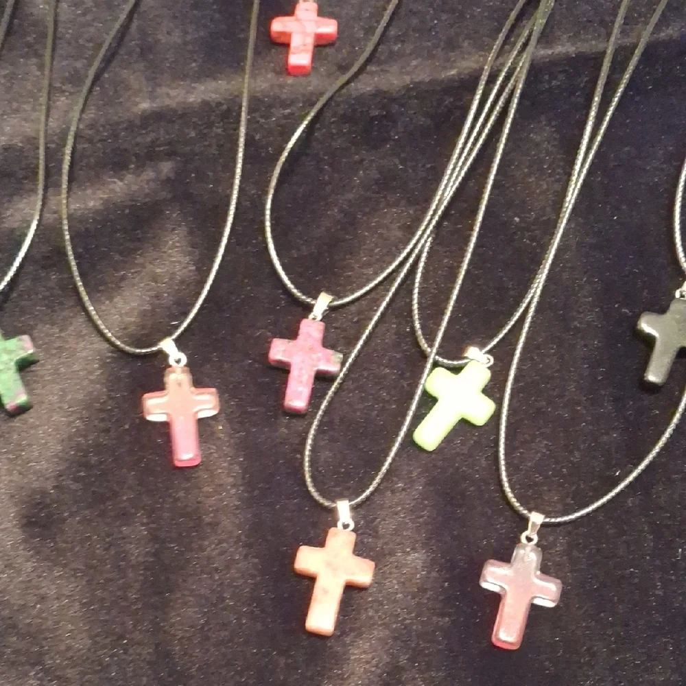 Vibrant Cross Pendant Necklace RANDOM COLOR - Picture 3 of 3
